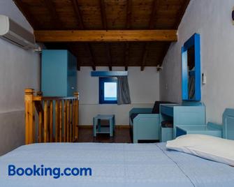 Cleopatra Studios - Marathokampos - Slaapkamer