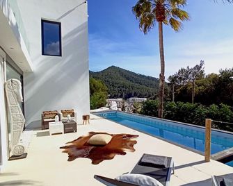 Fantastic Luxury Mansion Close to the Beach with Pool, Jacuzzi - Santa Eulària des Riu - Pool