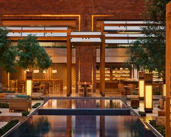 Hilton Anatole, Dallas - Dallas - Lobby