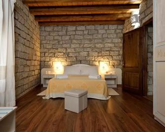 Hotel Antica Posada - Loceri - Bedroom