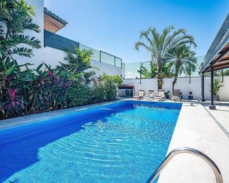 Casa Gris in Jaco - Jacó - Pool