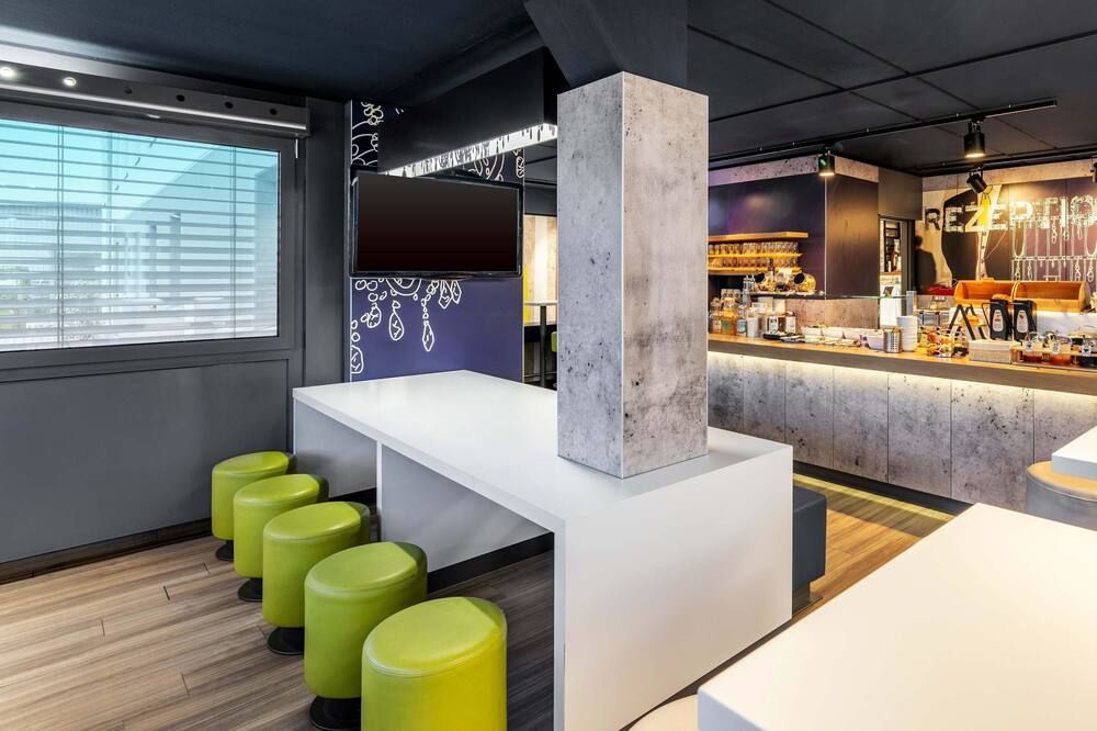B&b Hotel Saarbrücken-ost - Saarbrücken - Bar