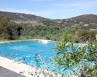 L'Aglientu - Loiri Porto San Paolo - Piscina