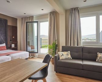 Apartamentos Silken Fontibre Iberia & Spa - Reinosa - Living room