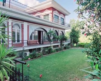 Mulberry Guest House F-10 - Islamabad