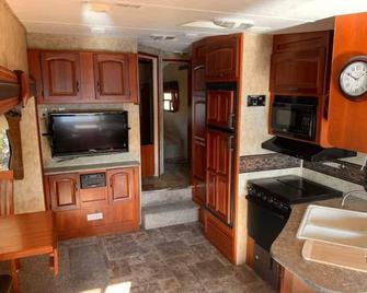 First Eagle Inn - Lund - Kitchen