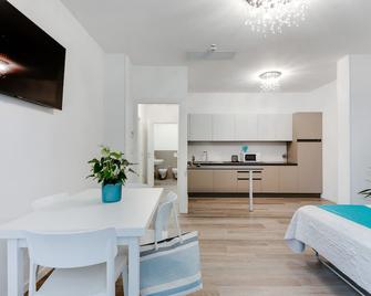 Elegance Suite Apartments - Cervia - Living room