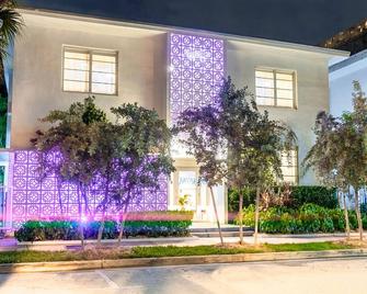 Kasa Collins Park Miami Beach Convention Center - Miami Beach - Building
