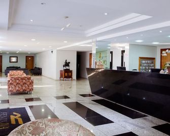 Jva Fenix Hotel - אוברלאנדיה - לובי