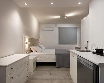 Origin Hotel & Apartments - Kardamena - Sovrum