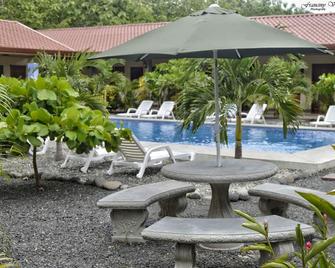 Comfortable Room with 2 beds and A/C in Jacó bech, Costa Rica - Tárcoles - Piscina
