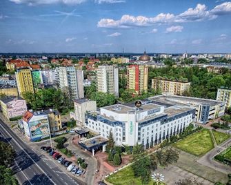 City Hotel - Bydgoszcz - Näkymät ulkona
