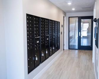 Luxury 1-bedroom flat in enjoyable Alliance with fitness room. - Alliance - Hallway