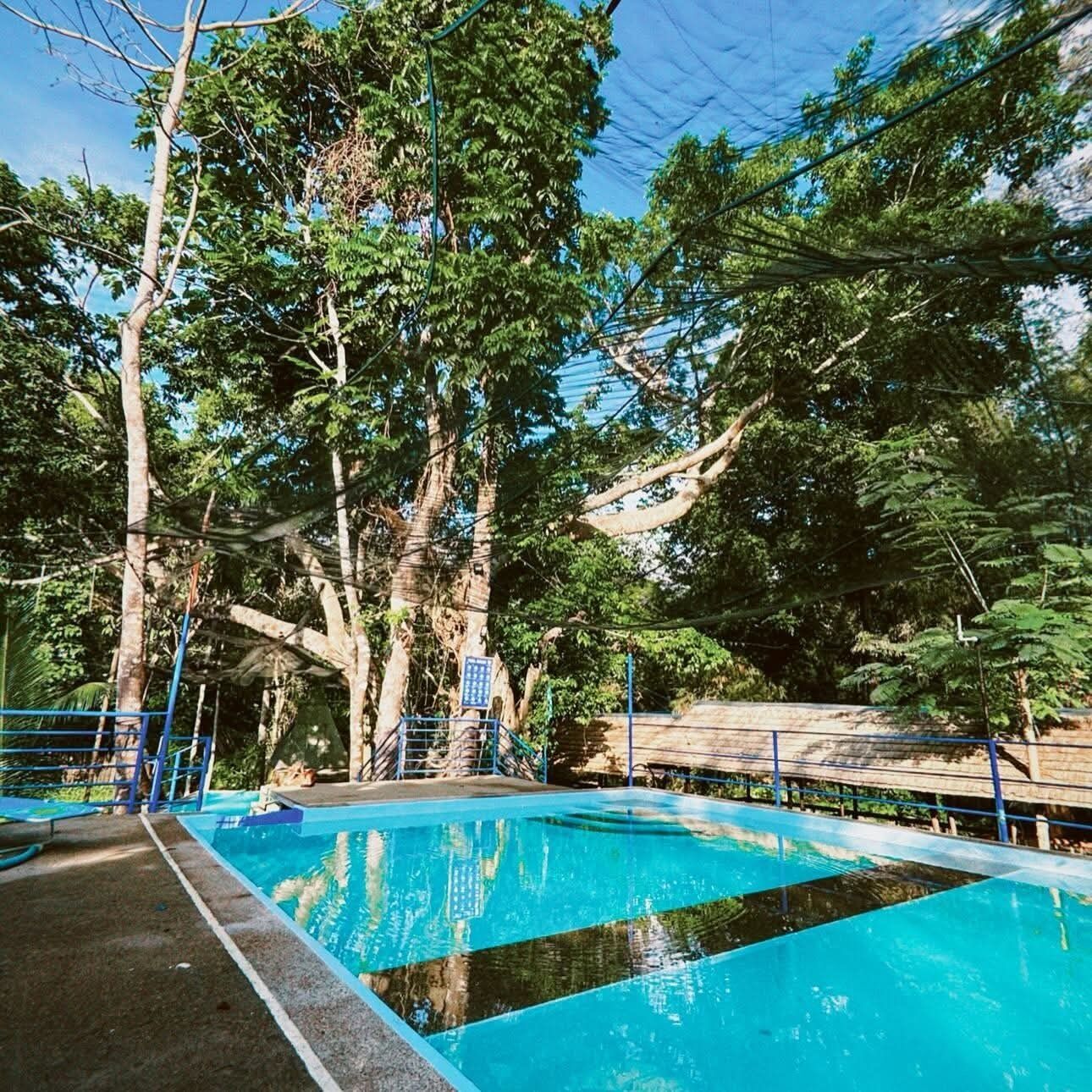 El Bosque Resort - קורון