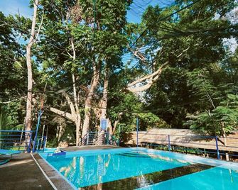 El Bosque Resort Coron - Coron