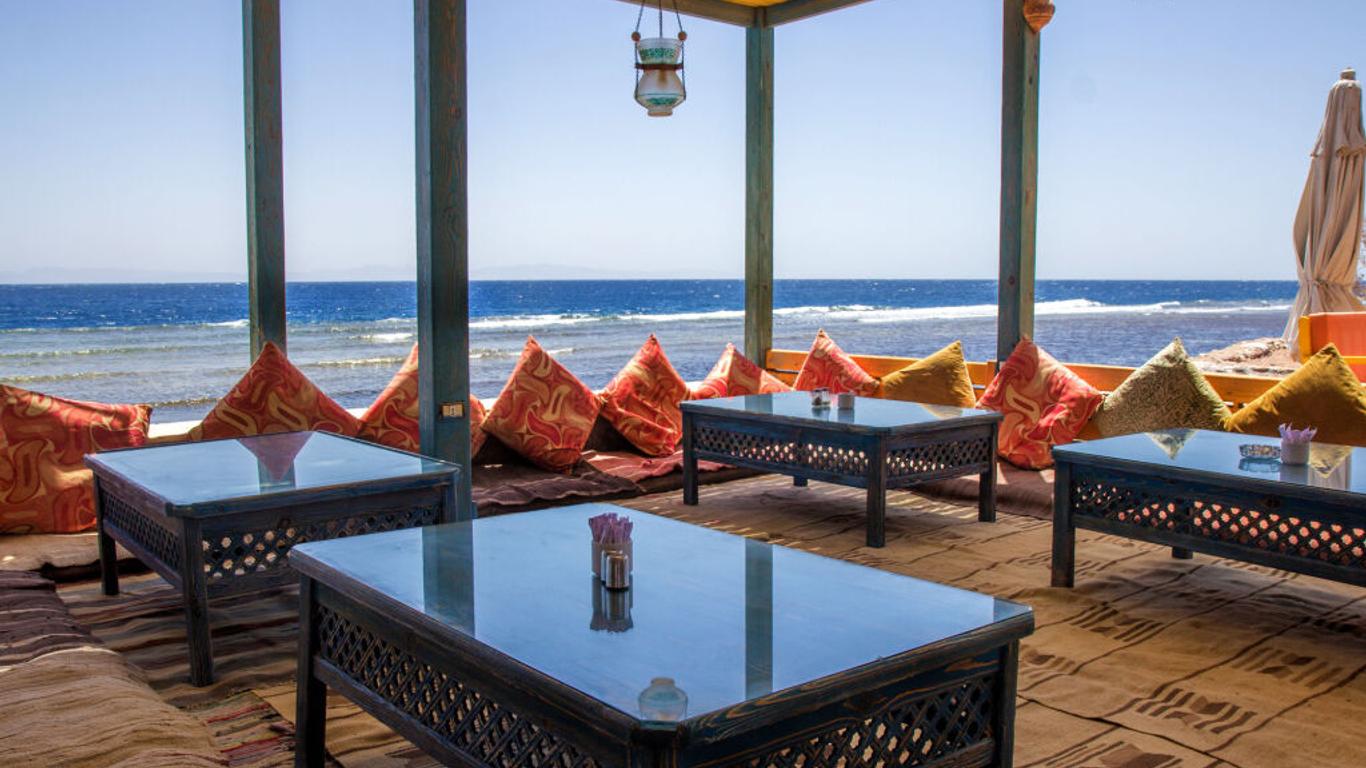 Shams Hotel & Dive Centre