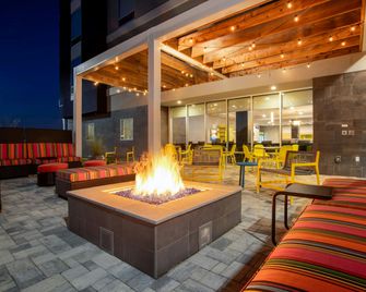Home2 Suites by Hilton Calhoun - Calhoun - Bygning