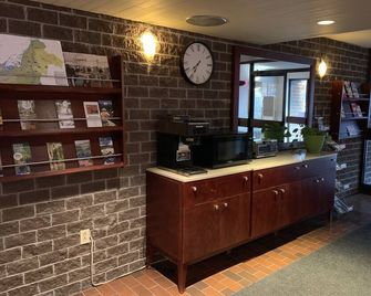 Motel Le Transit - Mont-Saint-Hilaire - Reception