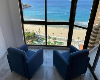 Apartamentos Oasis Benidorm - Benidorm - Salon