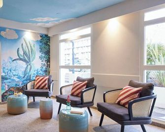 Hotel-Restaurant Isidore Nice Ouest - Nizza - Lounge
