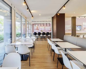 B&B Hotel Heidelberg - היידלברג - מסעדה