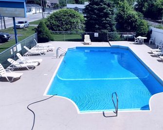 Seabreeze Motel - Old Orchard Beach - Pool