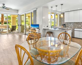 Palms at Wailea #1207 Ground Floor Unit, Near Complex Pool and Shared Hot Tub - Kīhei - Dining room