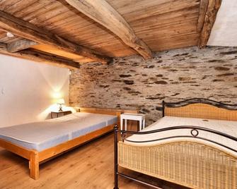 Characteristic Arden Farmhouse With Valley Views - Tenneville - Habitación