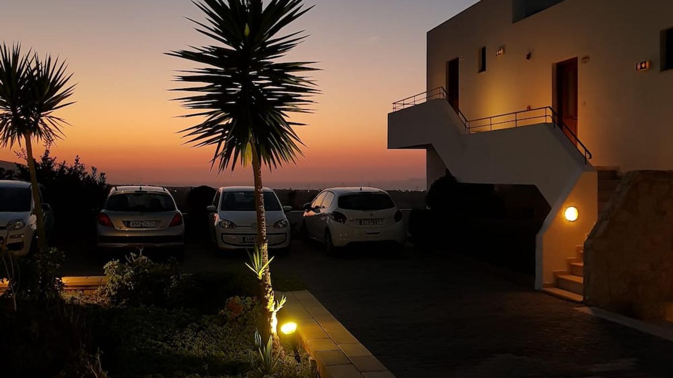 Amazones Village Suites