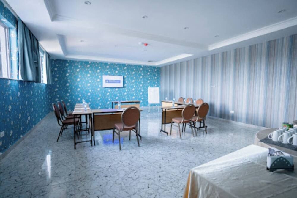 Blooming Suites - Naivasha