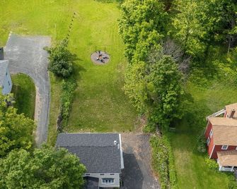 New Hot Tub Game Room Firepit Near Windham - Prattsville - Vista del exterior