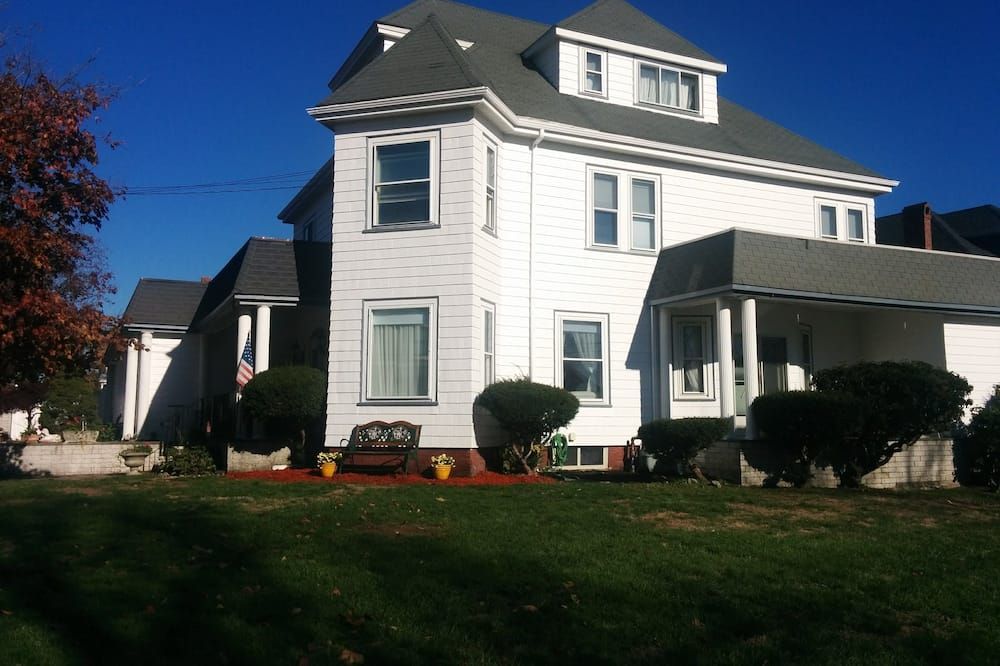 Château sur Mer Bed & Breakfast - ווינת'ורפ - בניין