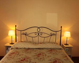 Affittacamere Gir di Mura - Montecatini Terme - Schlafzimmer