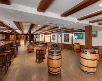 Sport Hotel Nayade - Vegas de Matute - Bar