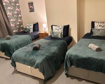 Charming Stanley Street Hideaway - Accrington - Bedroom