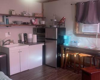 Charming home away from home guest house - Pottsville - Kitchen