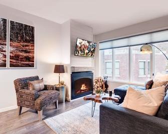 2BR Mountain Modern - Steps to Main St & Town Lift - Park City - Living room