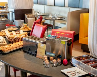 Le Trèfle - Portet-sur-Garonne - Buffet