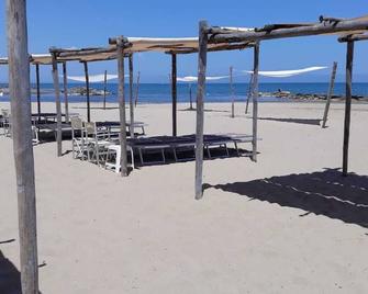 Gazebo Rooms - Margherita di Savoia - Spiaggia