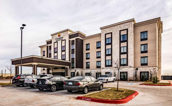 Comfort Inn Suites Oklahoma City South I 35 88 1 0 8