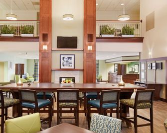 Hampton Inn & Suites Providence/Warwick-Airport - Warwick - Restaurant