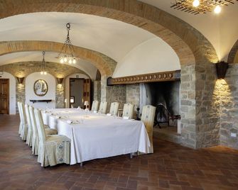 Castello di Montemasso B&B - San Polo in Chianti