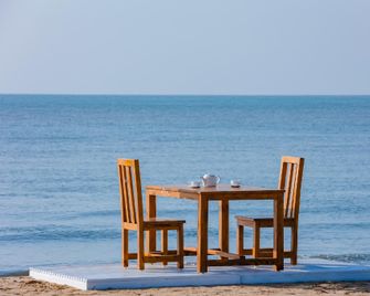 Vayro Resort - Māndvi - Beach