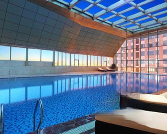 Suzhou Interntional Hotel - Suzhou - Zwembad