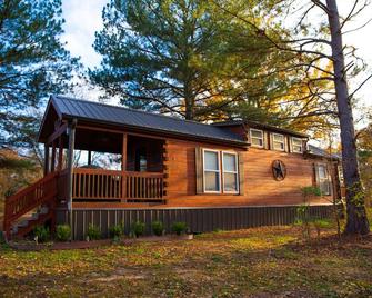Rocky Ridge Rustic Retreat - 1 Bed/1 Loft/Bunk Beds - Mount Vernon - Edificio