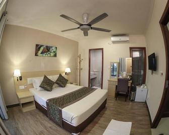 Triton Beach Hotel & Spa - Maafushi