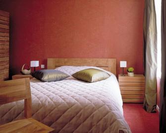B&B Domaine de La Corbe - Saint-Hilaire-le-Vouhis - Slaapkamer