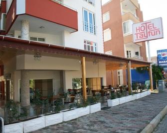 Tayfun Hotel - Anamur - Building
