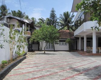 Crescent Resort - Unawatuna - Lobby