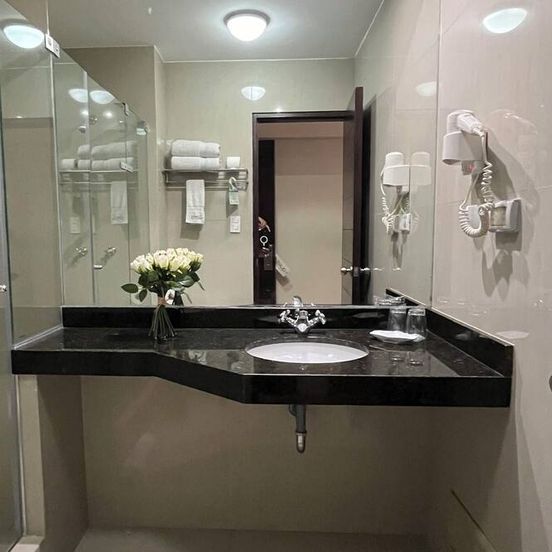 Bathroom view of Hotel El Tambo 2